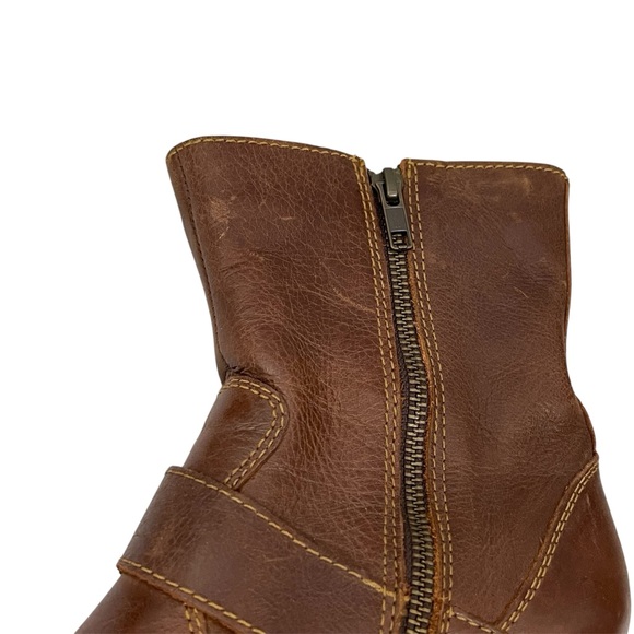 Born Galene Brown Leather Heel Ankle Boots - Picture 8 of 12